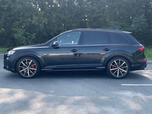2022 Audi SQ7