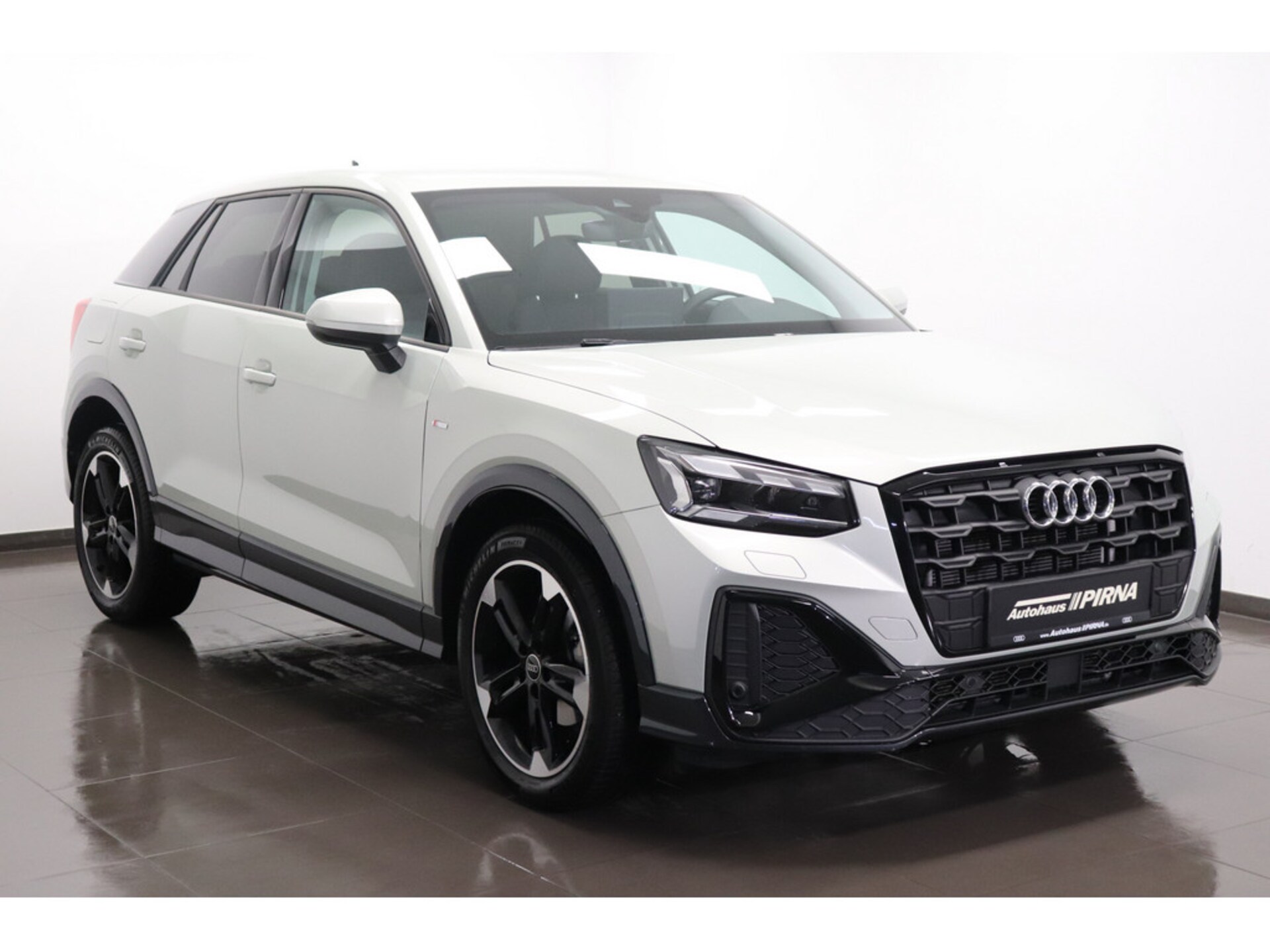 Audi Q2 S line