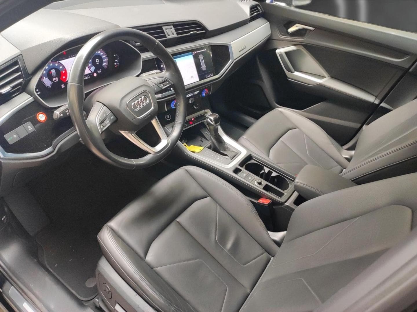 Image about Audi Q3 45 TFSI quattro S tronic