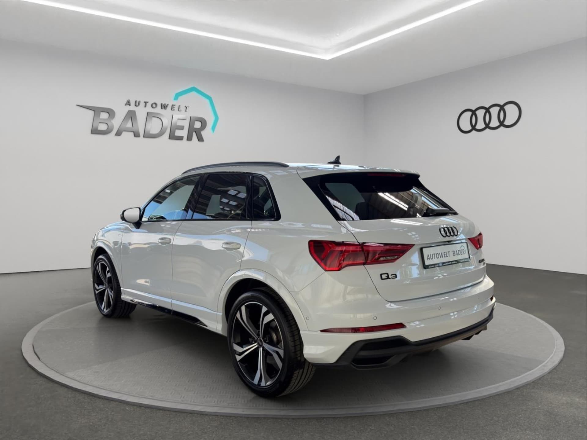 Audi Q3 SUV S line