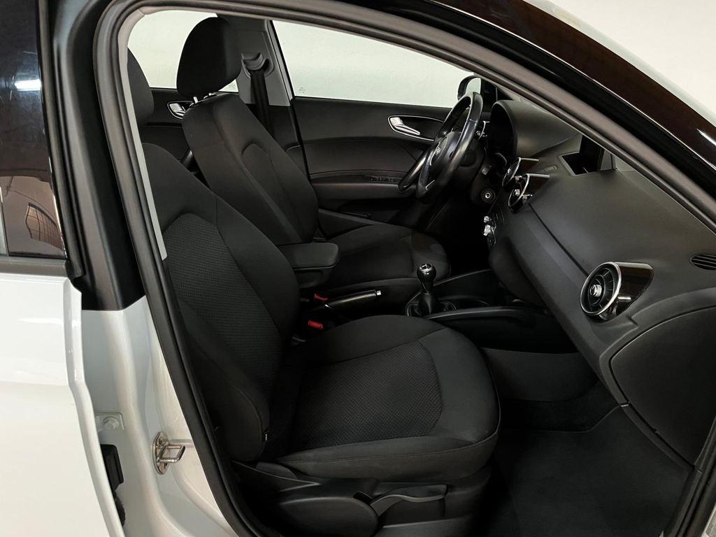 Image about Audi A1 Sportback Adrenalin 1.0 TFSI 70 kW (95 CV) 5 vel.