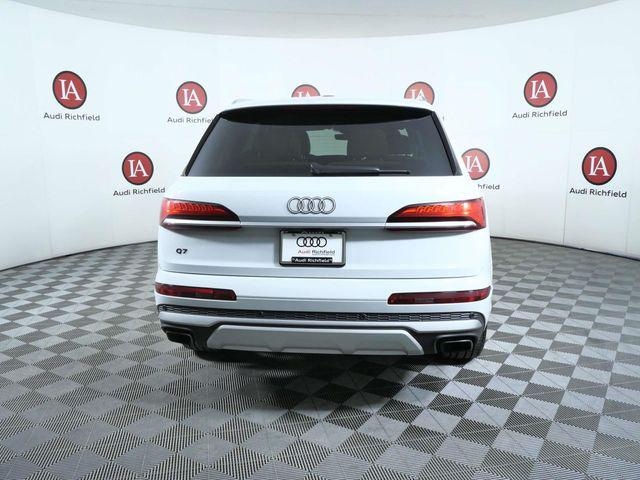 2025 Audi Q7 Premium Plus - Photo 7