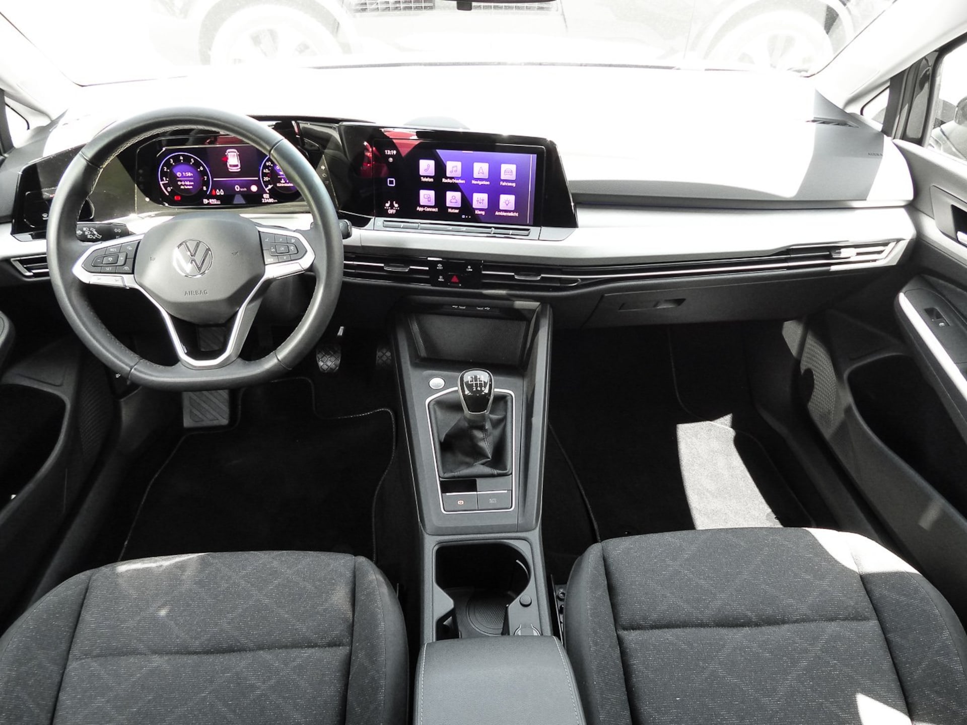 Volkswagen Golf Variant Life