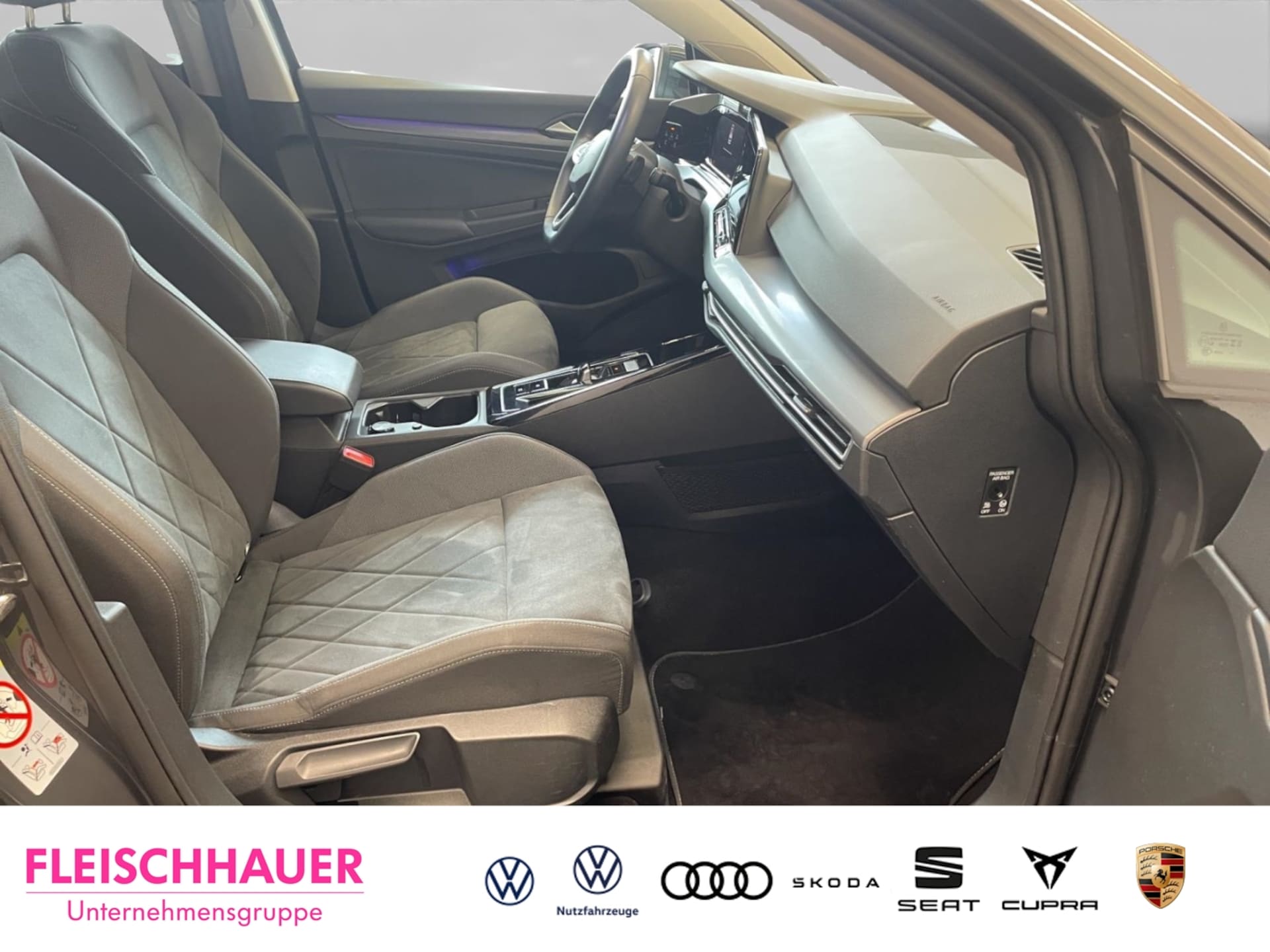 Volkswagen Golf Style