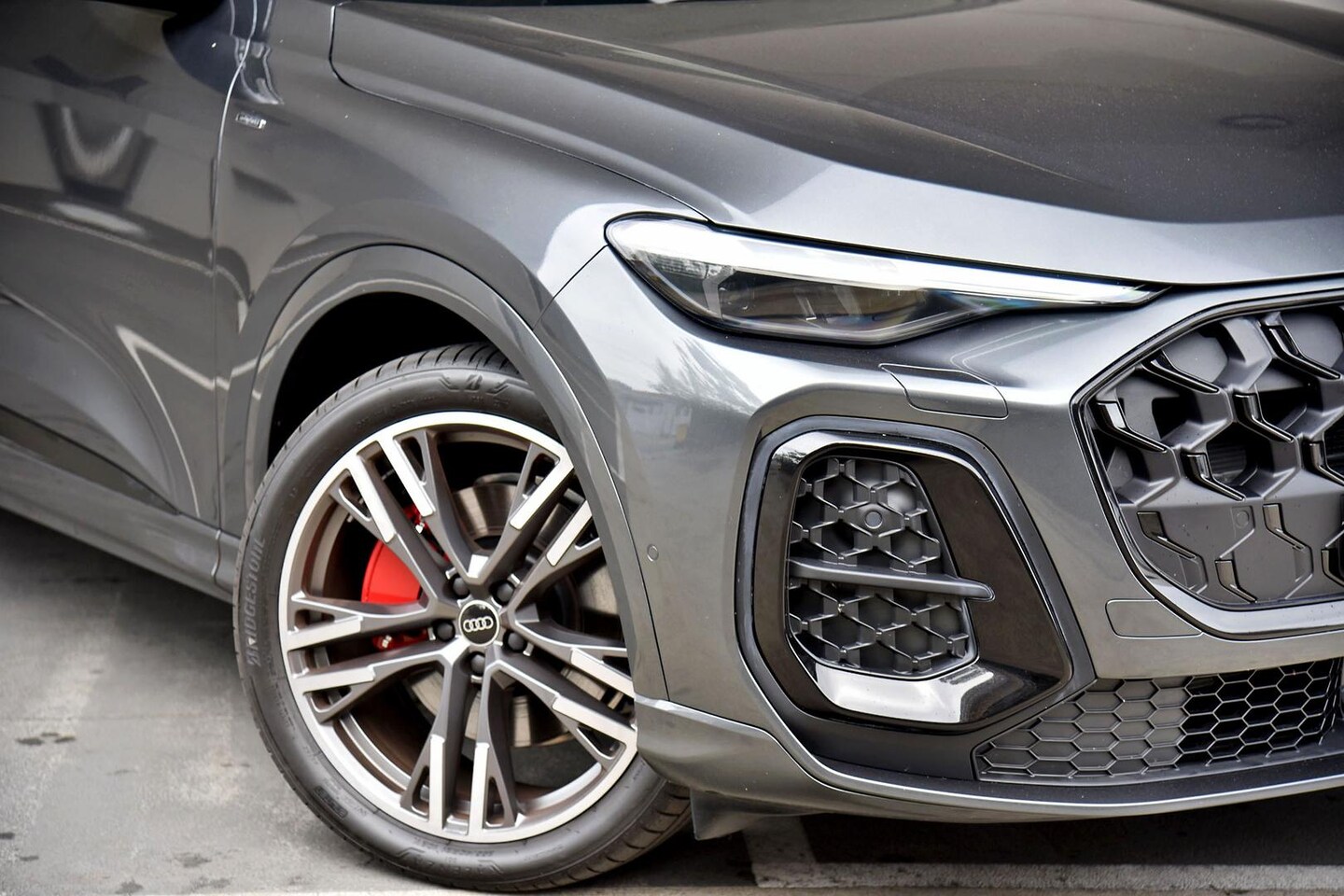 Image about Audi Q5 SUV e-hybrid quattro S tronic