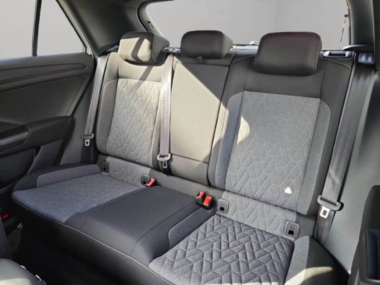 Volkswagen T-Roc – Bild 18