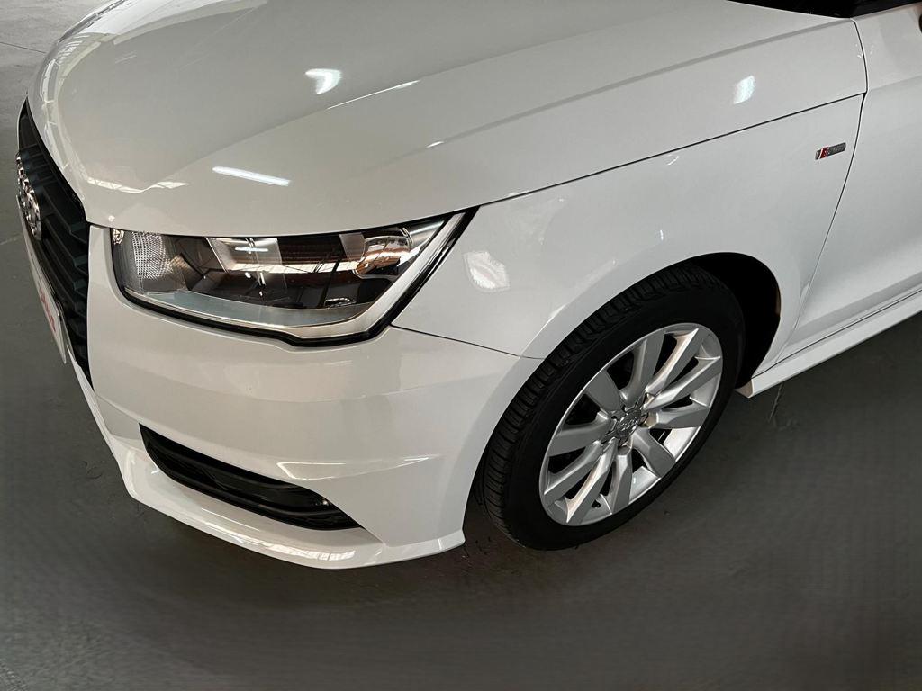 Image about Audi A1 Sportback Adrenalin 1.0 TFSI 70 kW (95 CV) 5 vel.