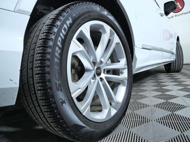 2025 Audi Q7 Premium Plus - Photo 9