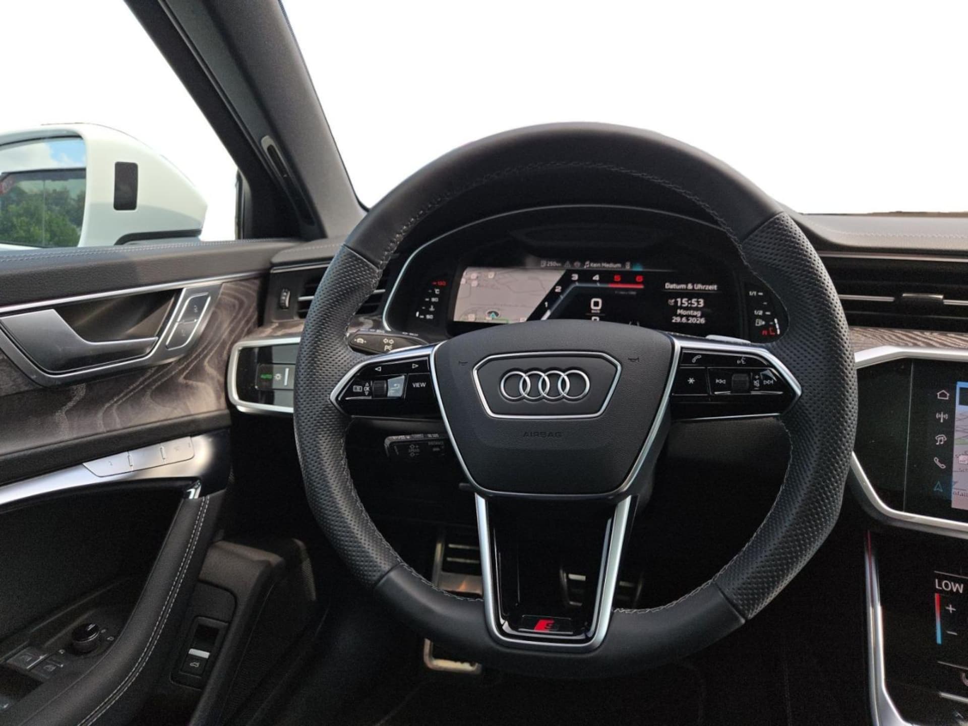 Audi S6 Avant
