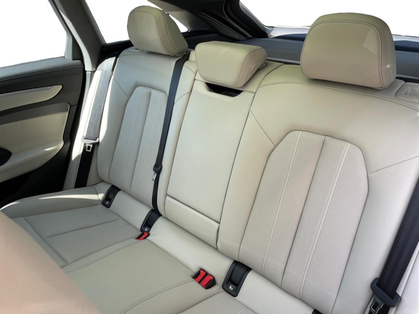 Audi A6 Avant – Bild 9