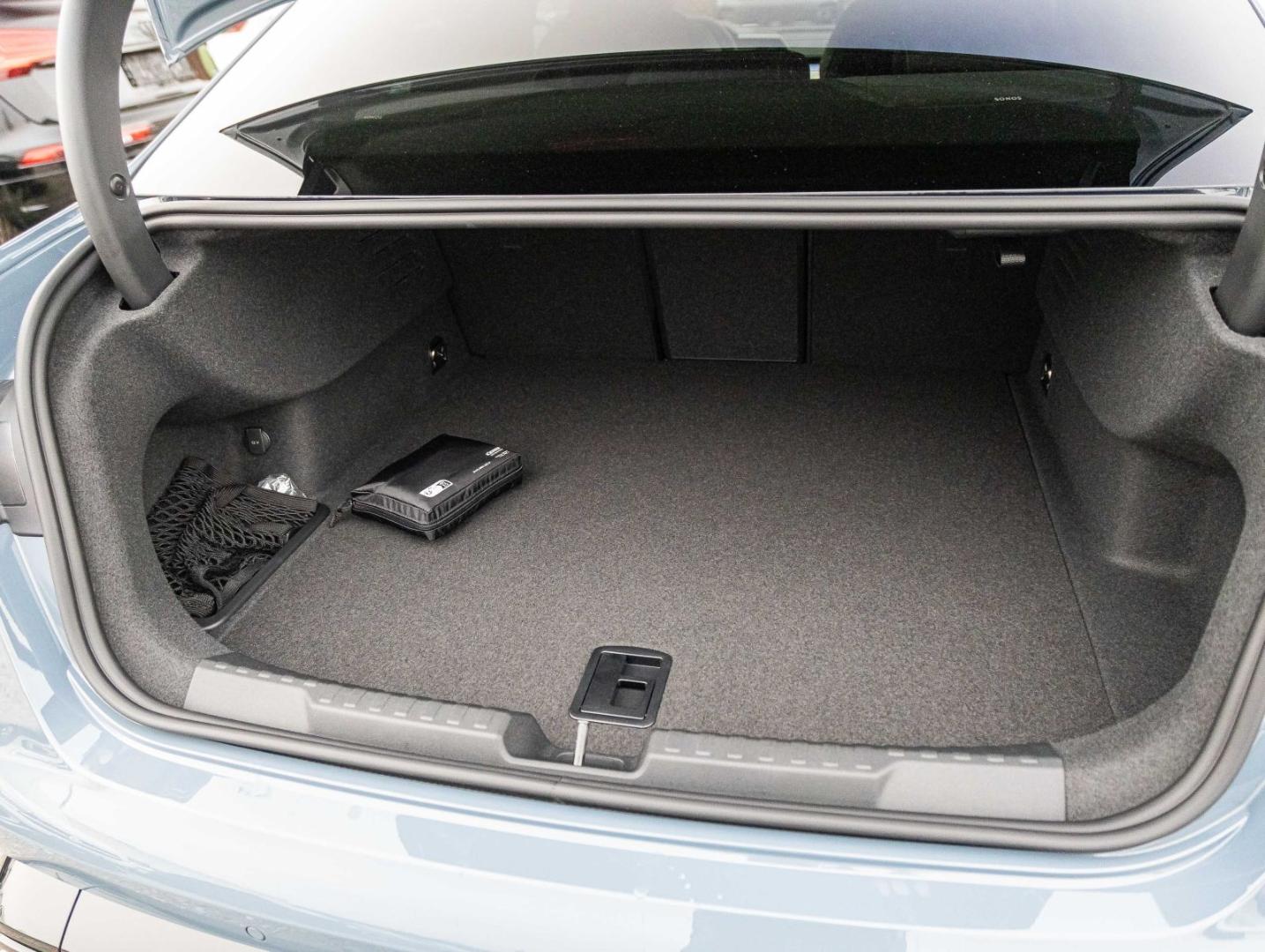 Image about Audi RS 3 Limousine TFSI quattro S tronic