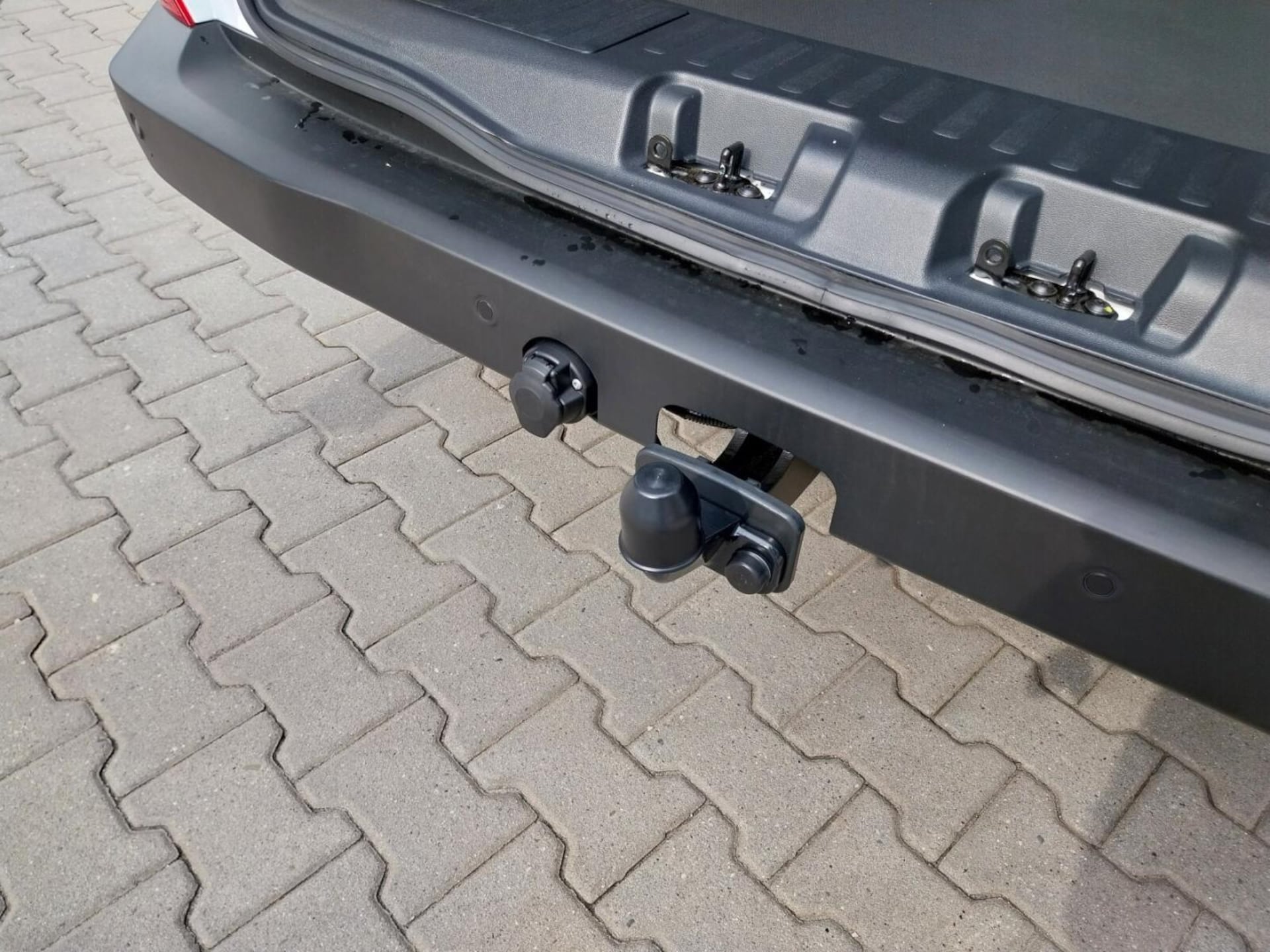 Volkswagen Caravelle długi roztaw osi Model bazowy