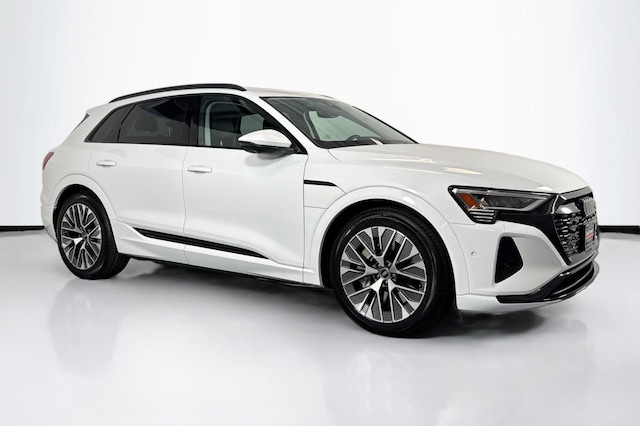 2024 Audi Q8 e-tron