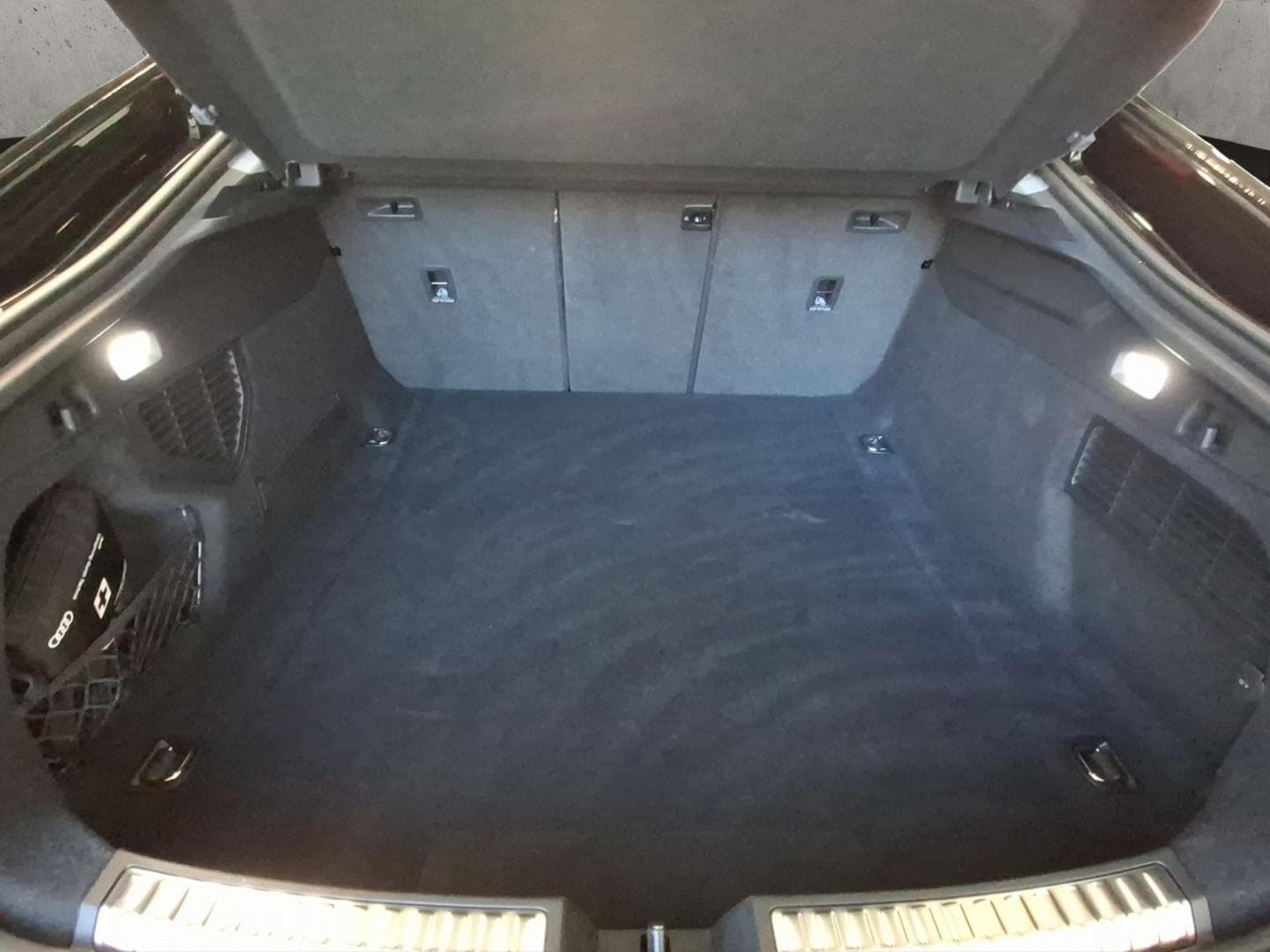 Bild über Audi A5 Limousine TDI 150 kW S tronic - für weitere Informationen kontaktieren Sie den Audi Partner