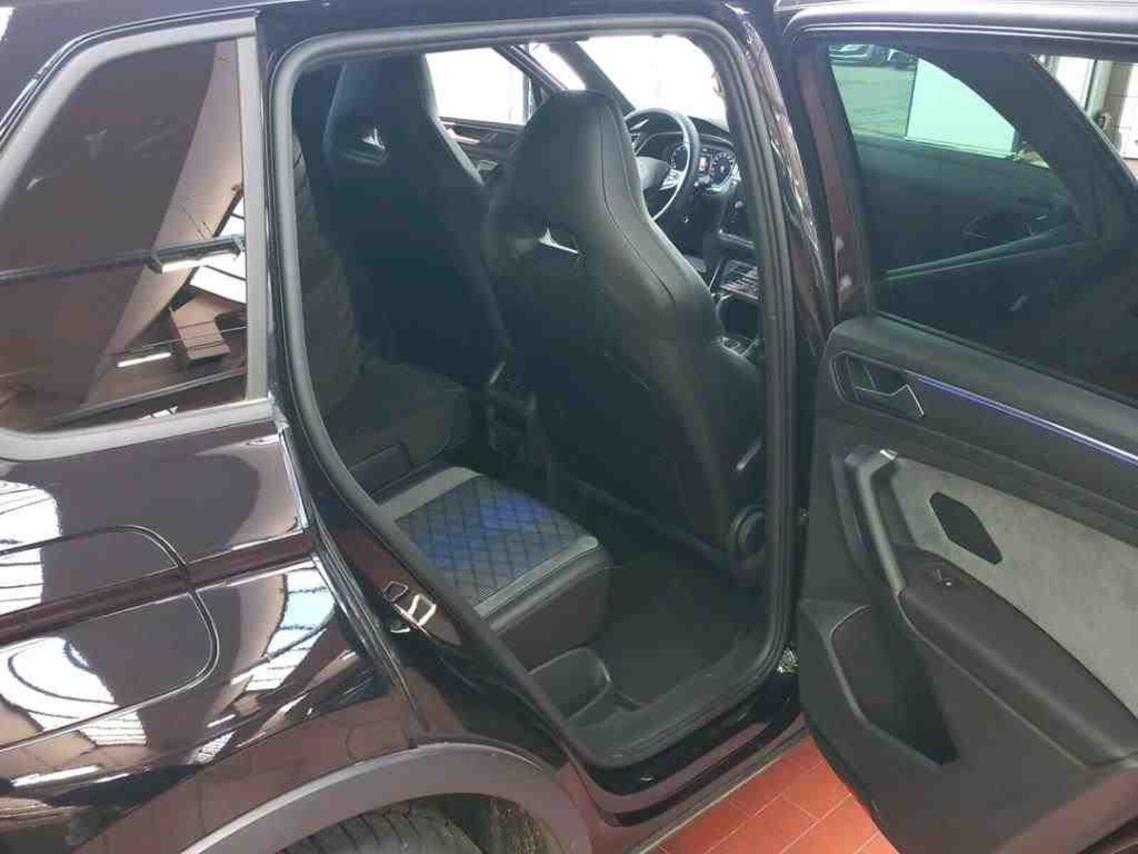 Volkswagen Tiguan – Bild 9