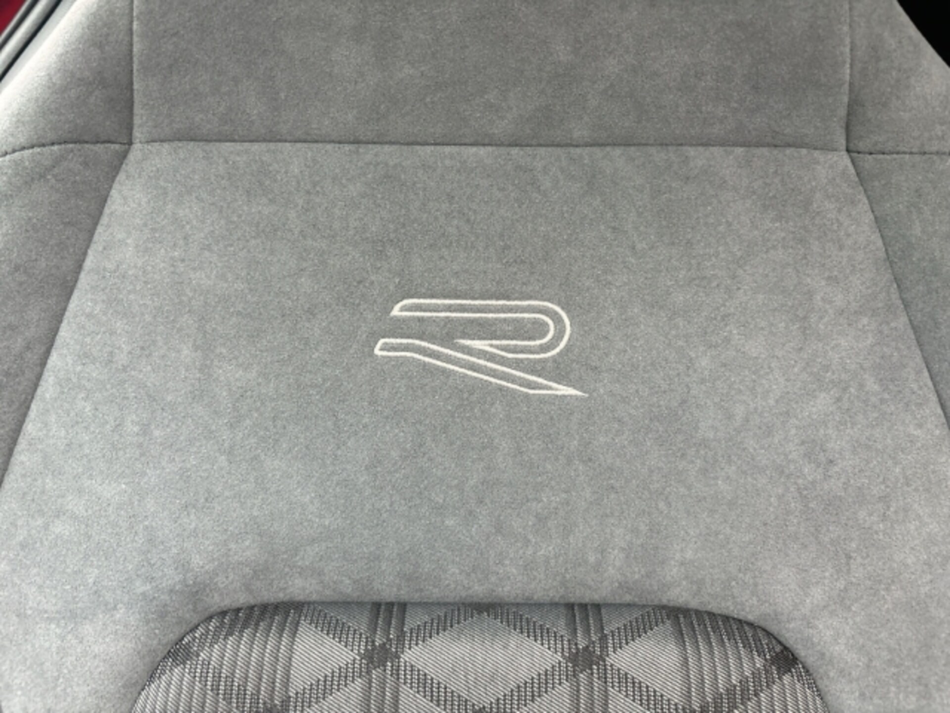 Volkswagen Golf Variant R-Line