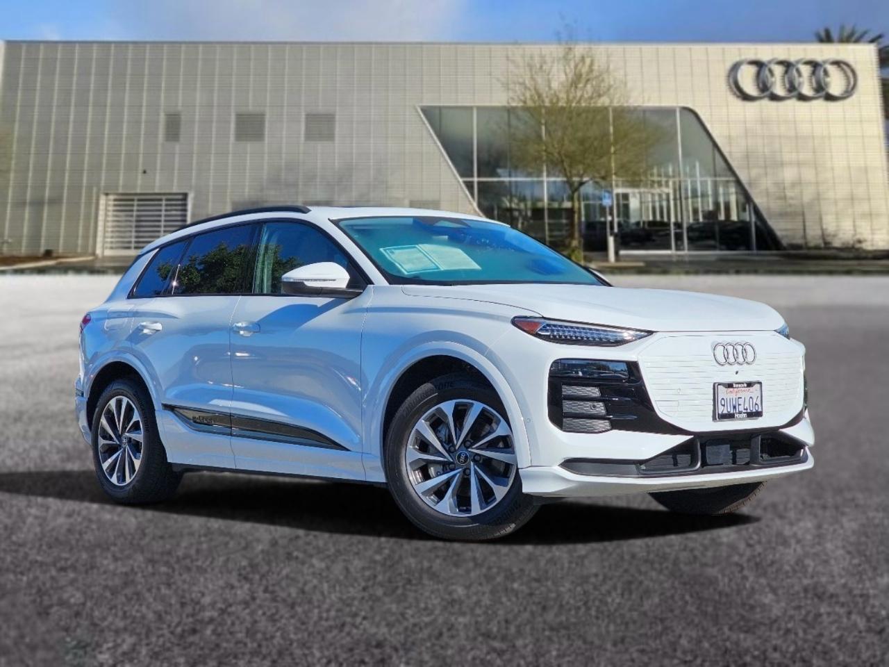 2025 Audi Q6 e-tron Premium Plus quattro's photo