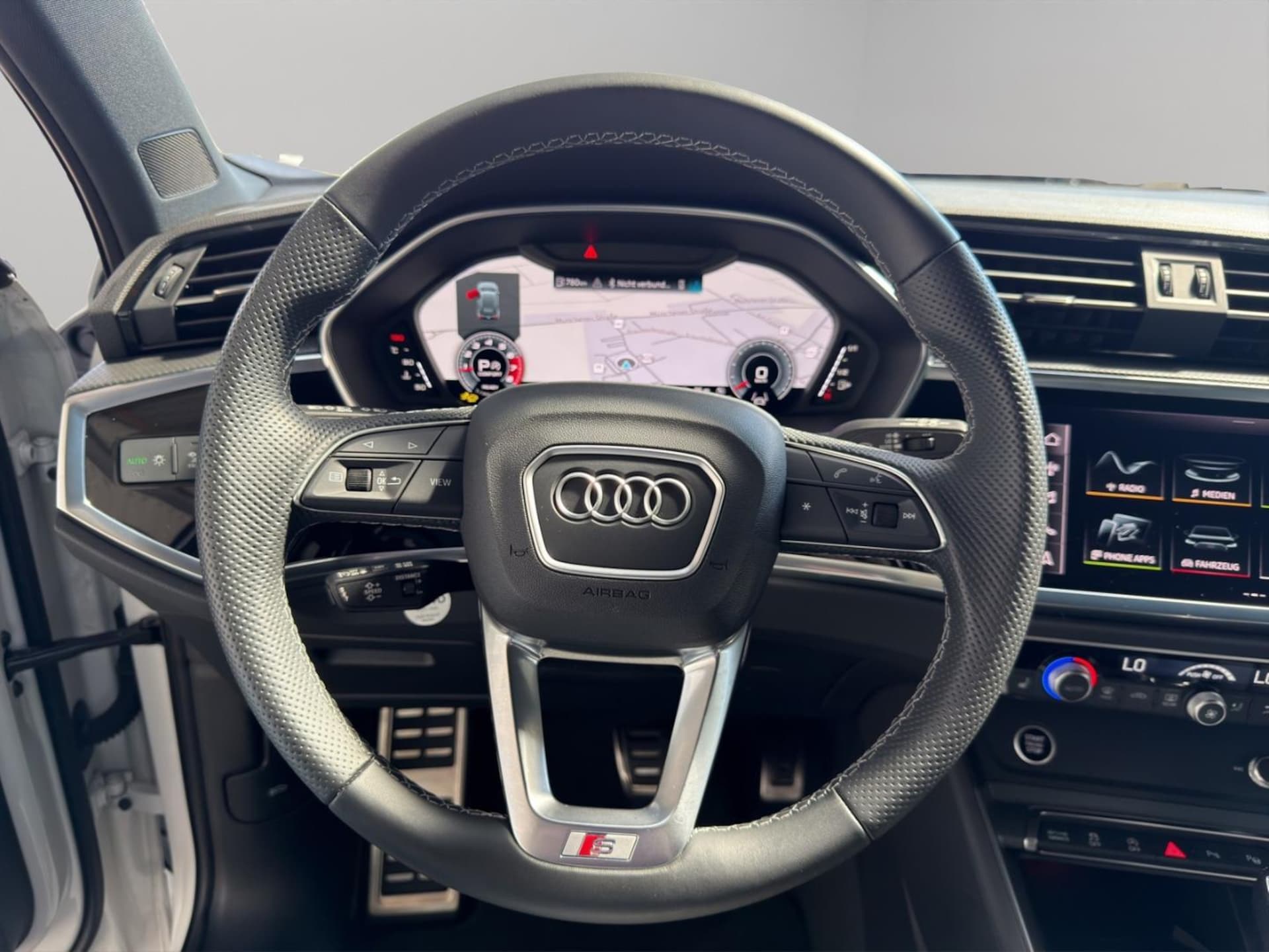 Audi Q3 SUV S line