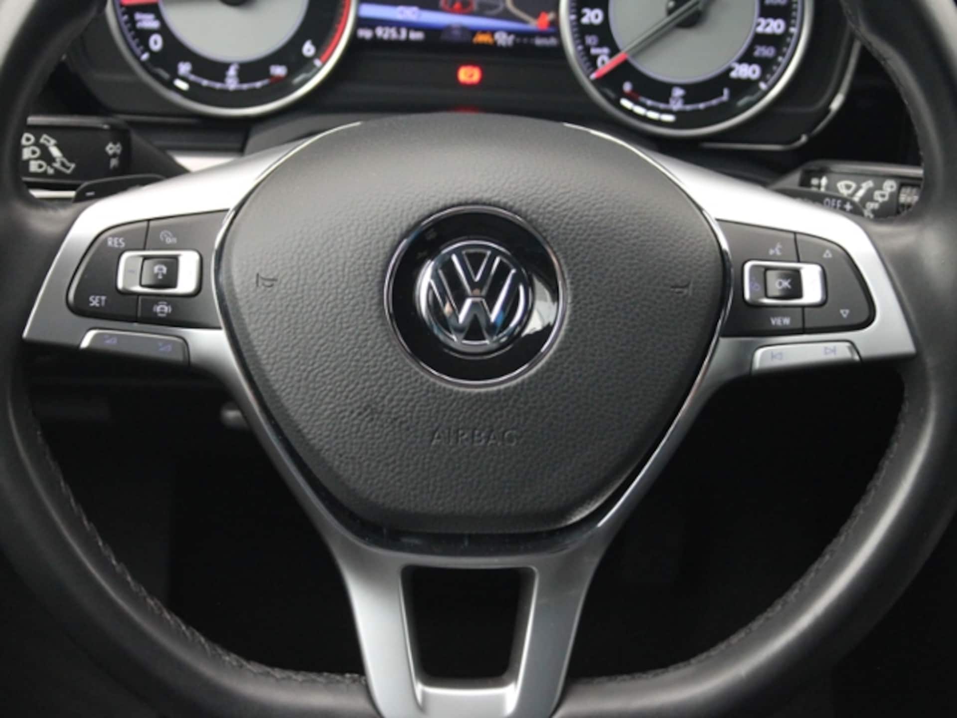 Volkswagen Touareg Basis-Modell