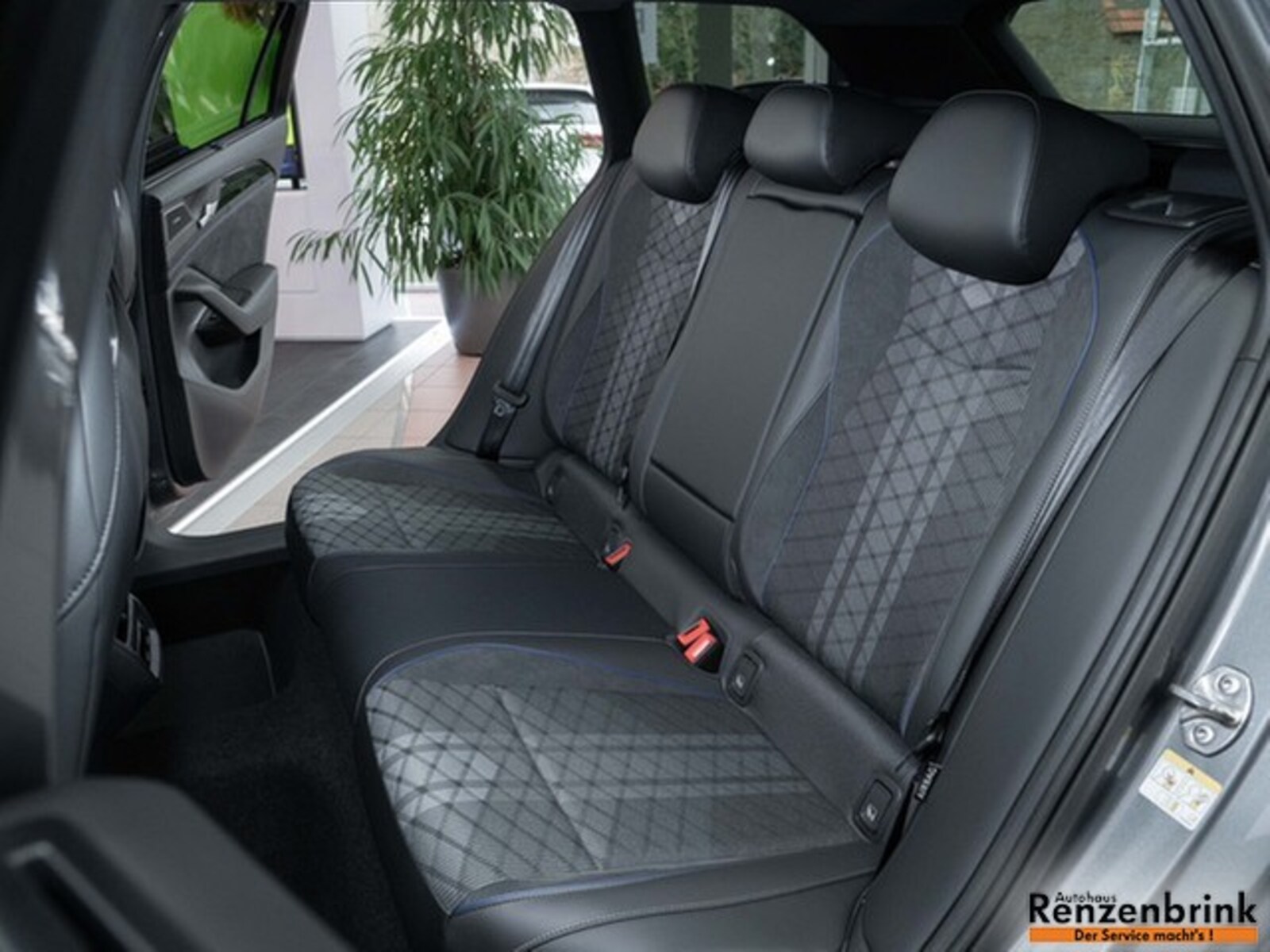 Volkswagen Passat – Bild 7