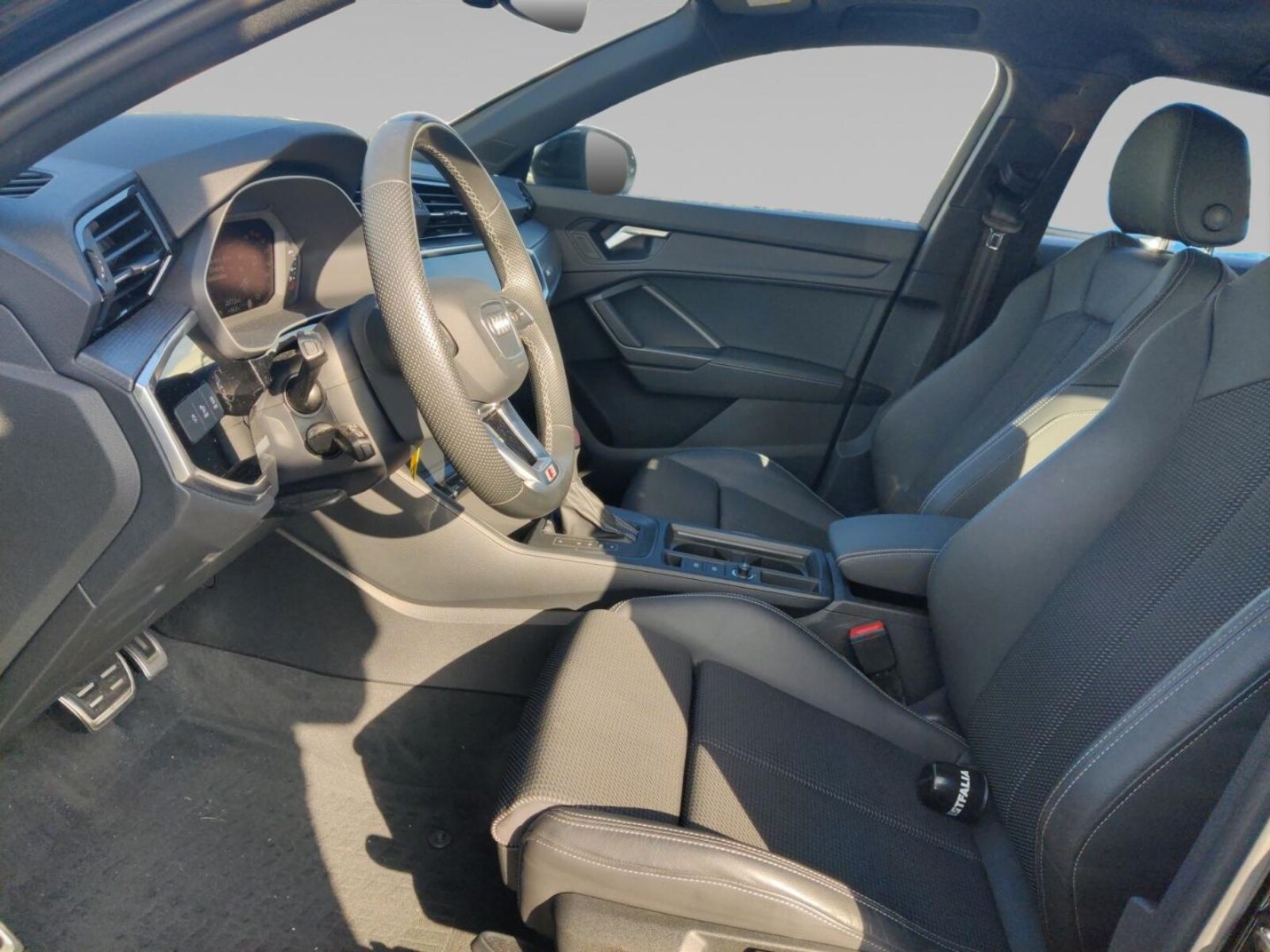 Audi Q3 Sportback – Bild 12