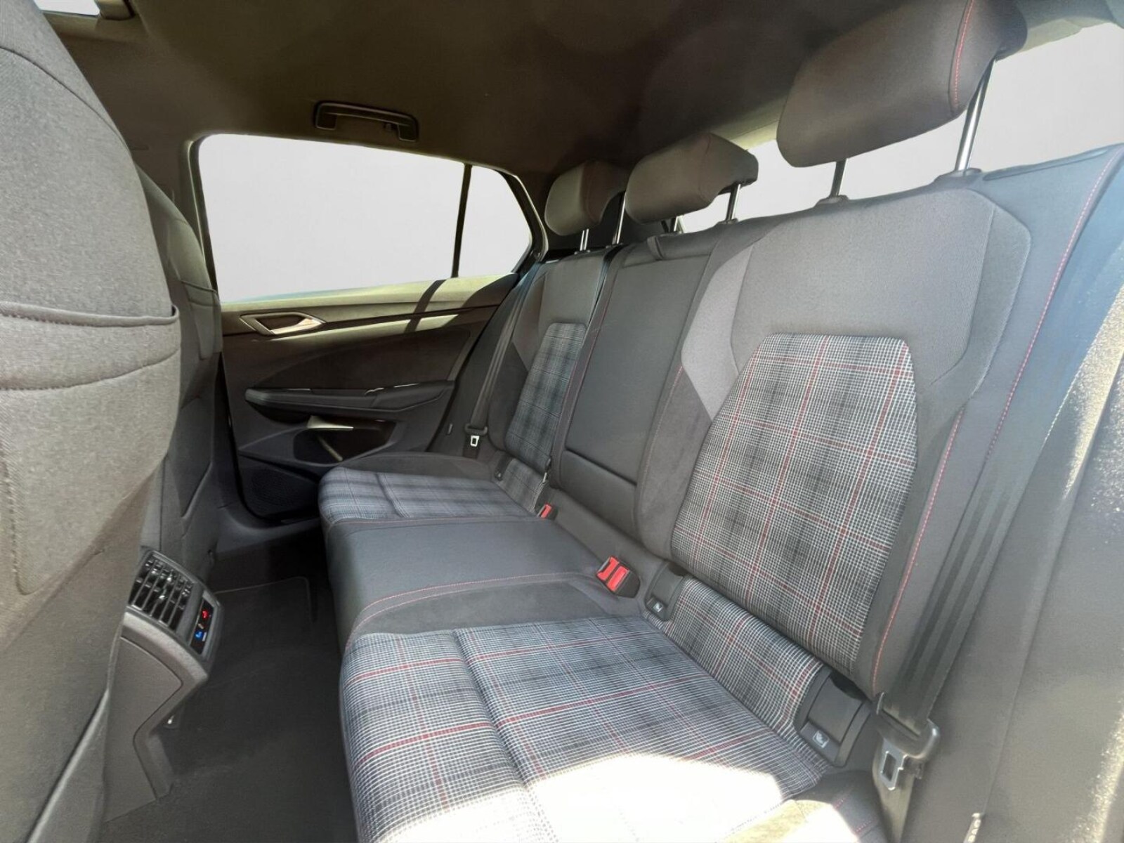 Volkswagen Golf – Bild 14