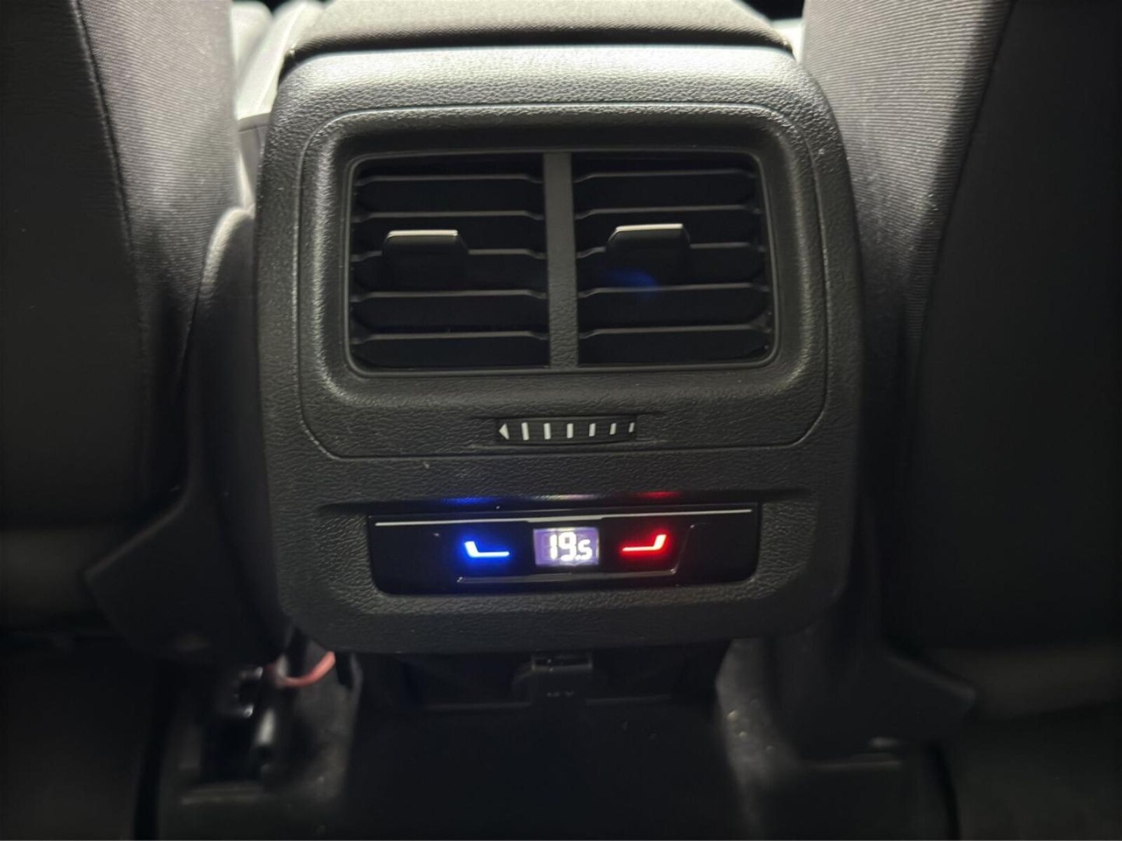 Volkswagen Touran – Bild 22