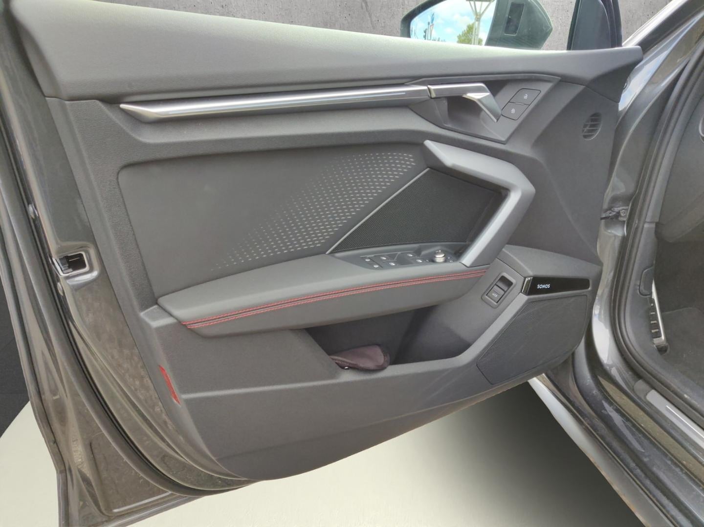 Bild über Audi A3 Sportback S line 35 TFSI S tronic - für weitere Informationen kontaktieren Sie den Audi Partner