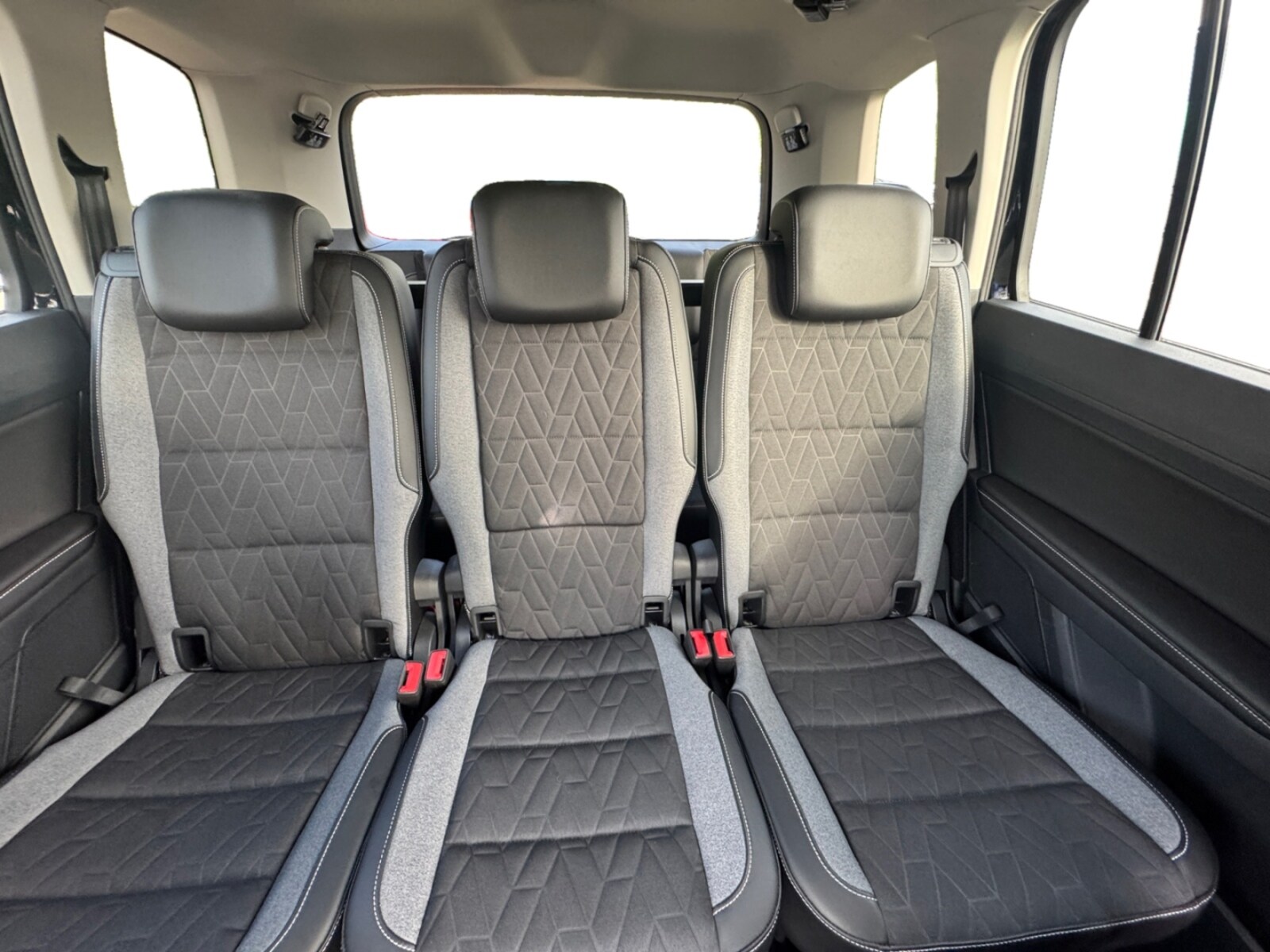 Volkswagen Touran – Bild 13