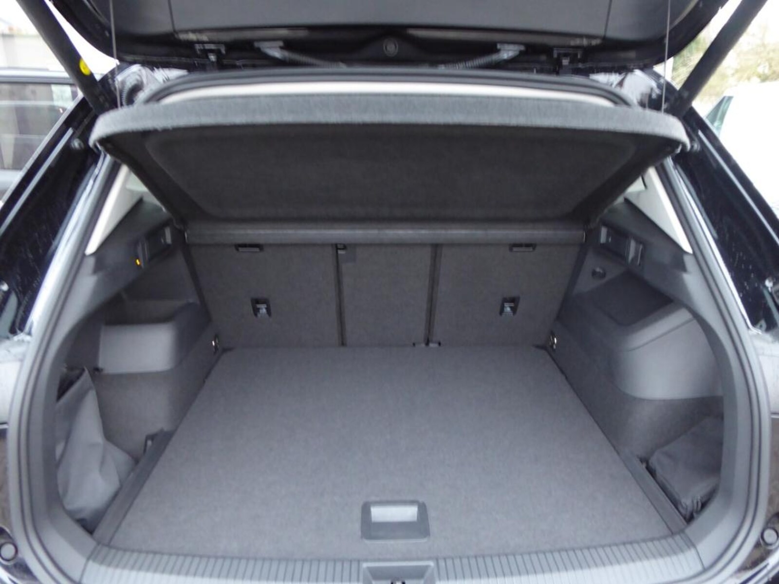 Volkswagen Tiguan – Bild 6
