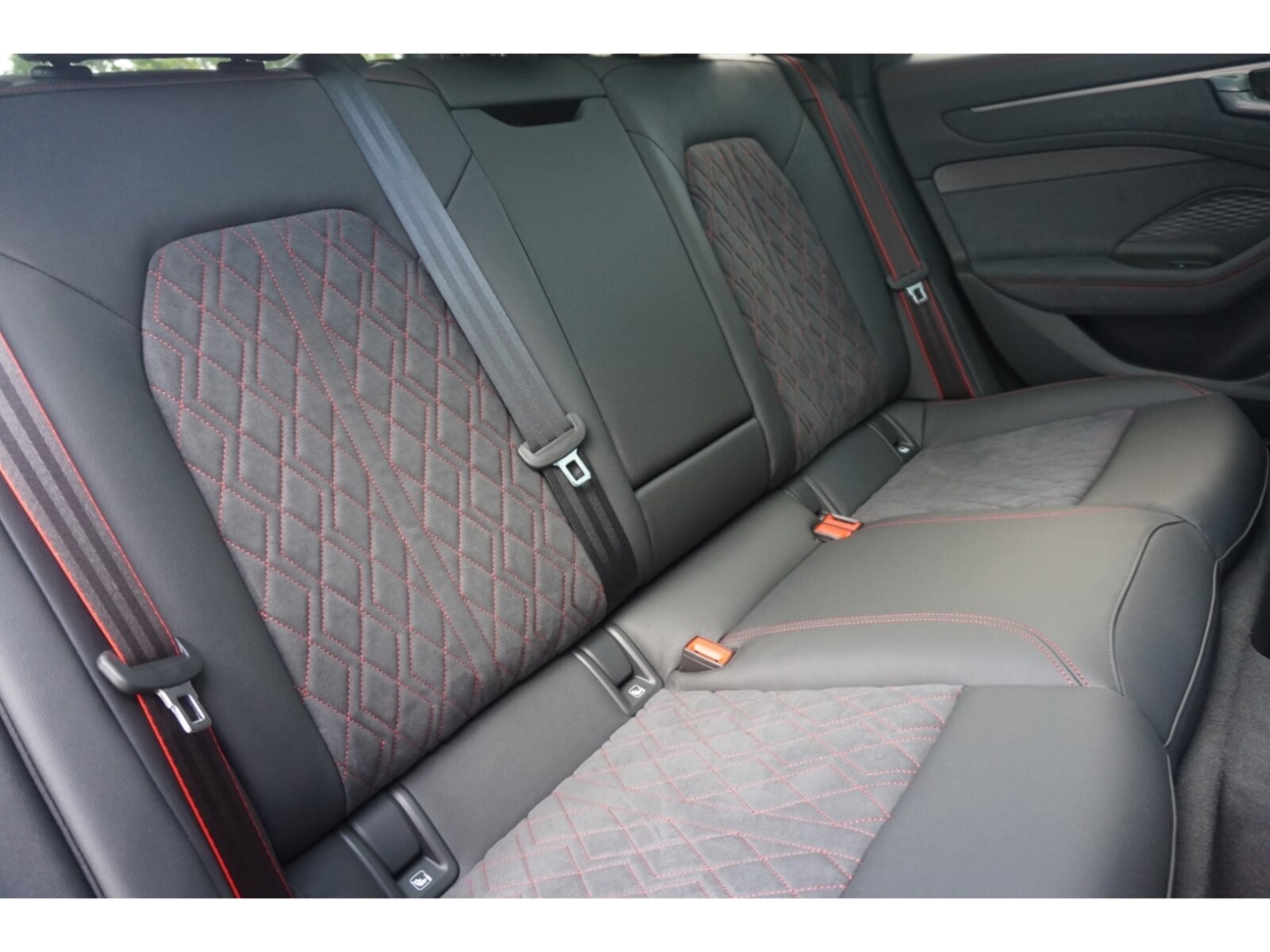 Audi A6 Avant – Bild 10