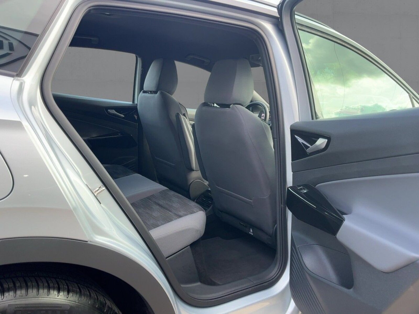 Volkswagen ID.4 – Bild 12