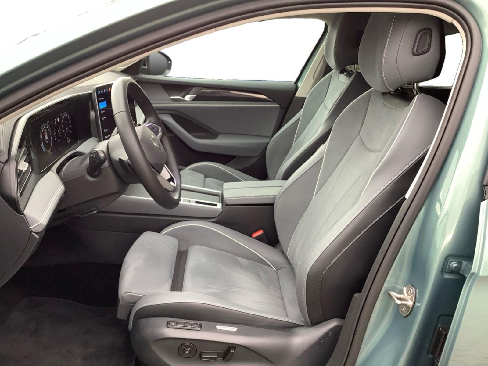 Volkswagen Passat – Bild 8