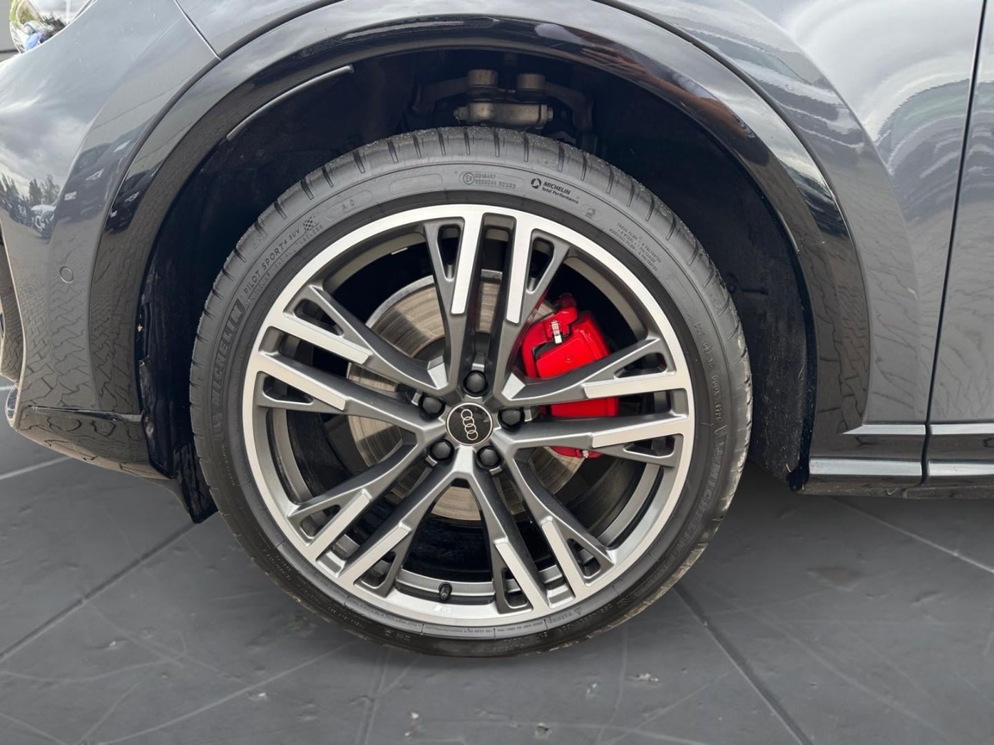 Bild über Audi Q5 SUV TDI quattro 150 kW S tronic - für weitere Informationen kontaktieren Sie den Audi Partner