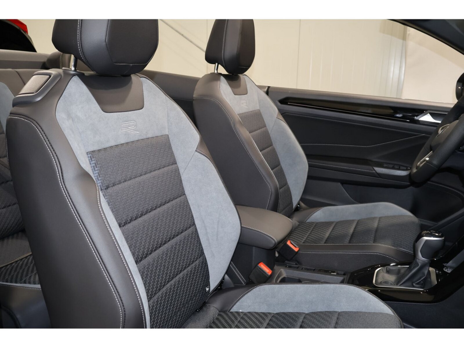 Volkswagen T-Roc Cabriolet – Bild 6