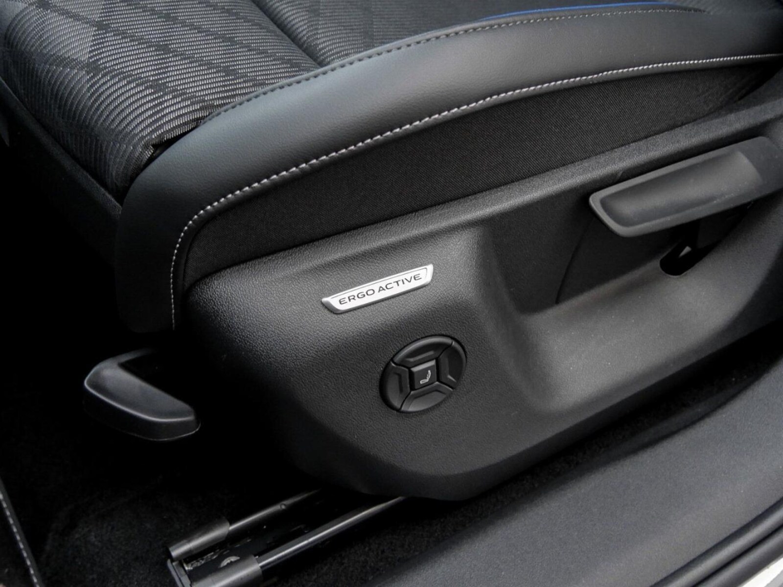 Volkswagen Tiguan – Bild 15