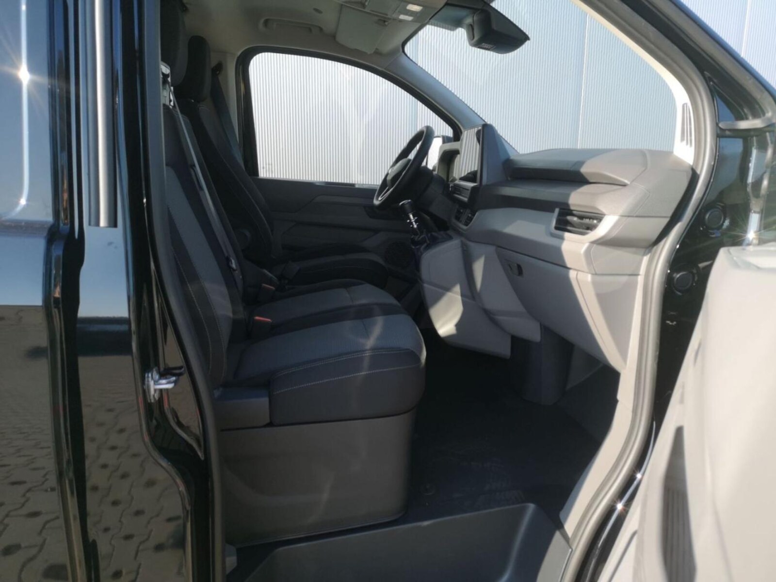 Volkswagen Transporter Kasten kurzer Radstand – Bild 17