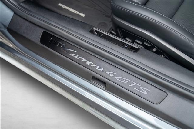 2026 Porsche 911 GTS - Photo 12