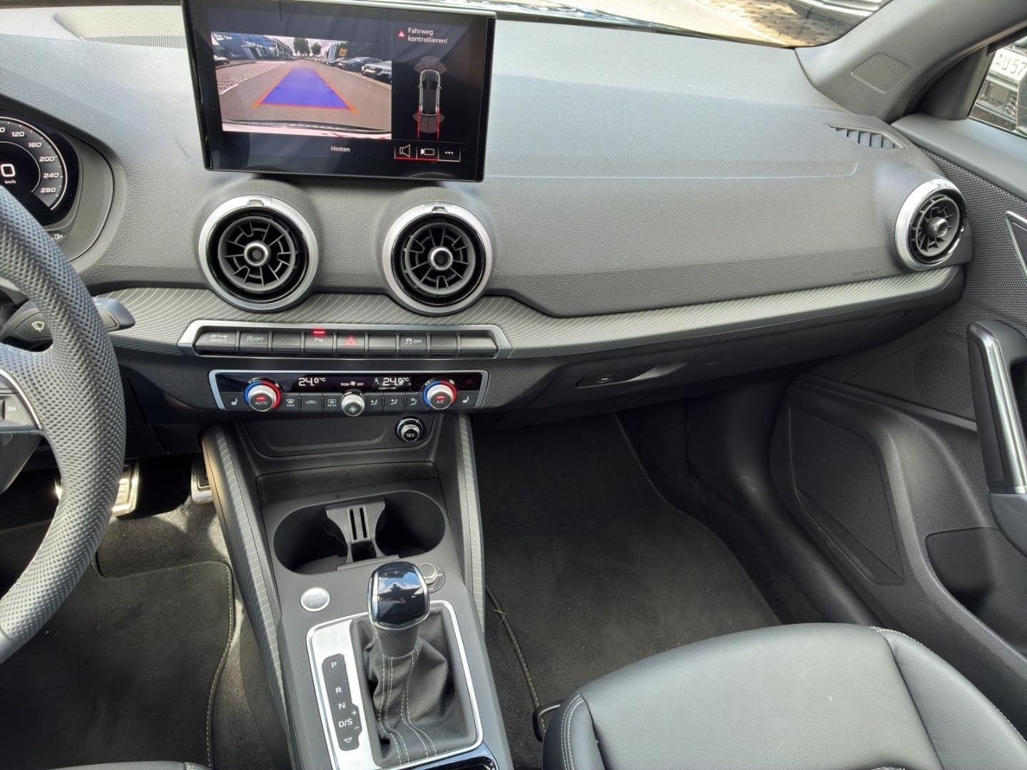 Bild über Audi Q2 S line 35 TFSI S tronic - für weitere Informationen kontaktieren Sie den Audi Partner