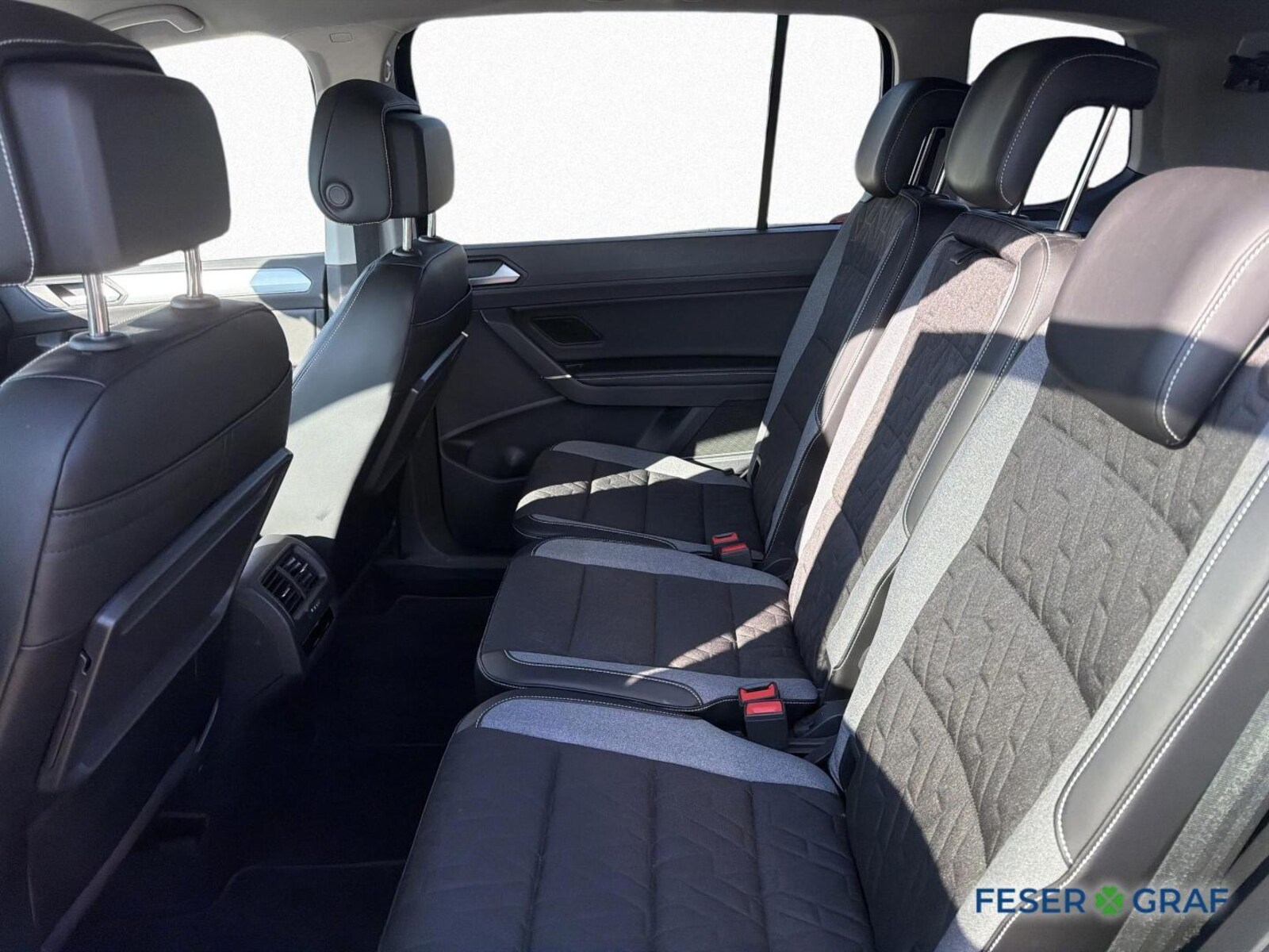 Volkswagen Touran – Bild 13