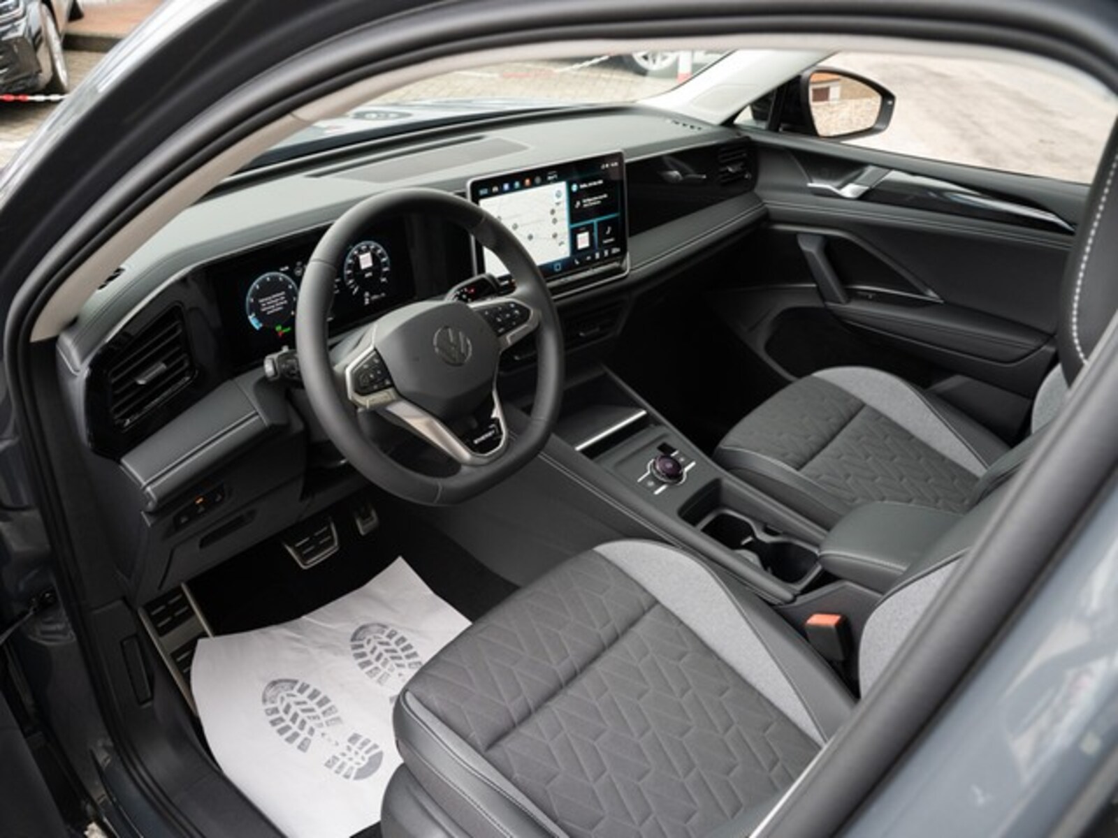 Volkswagen Tiguan – Bild 9