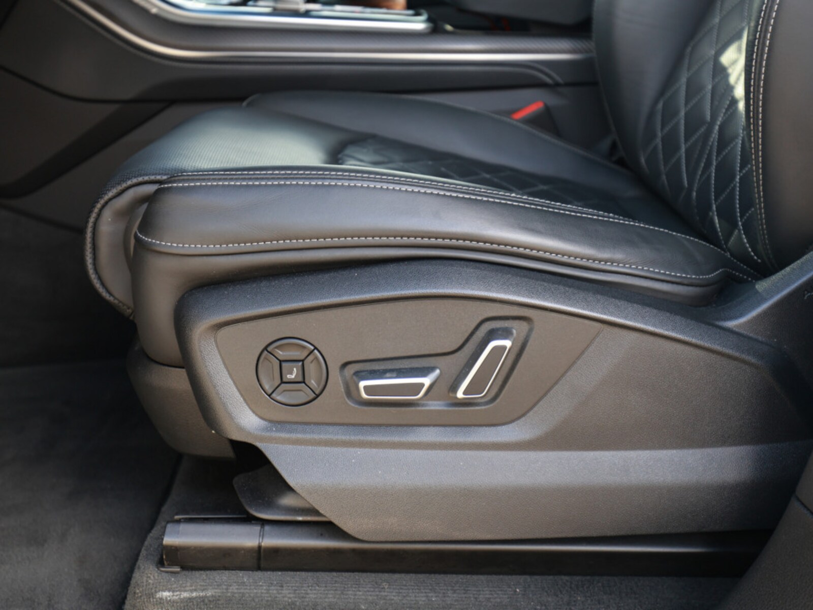 Audi Q8 – Bild 28