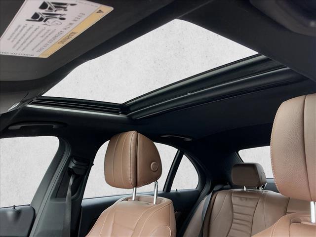 2017 MERCEDES-BENZ E-CLASS - Image 8