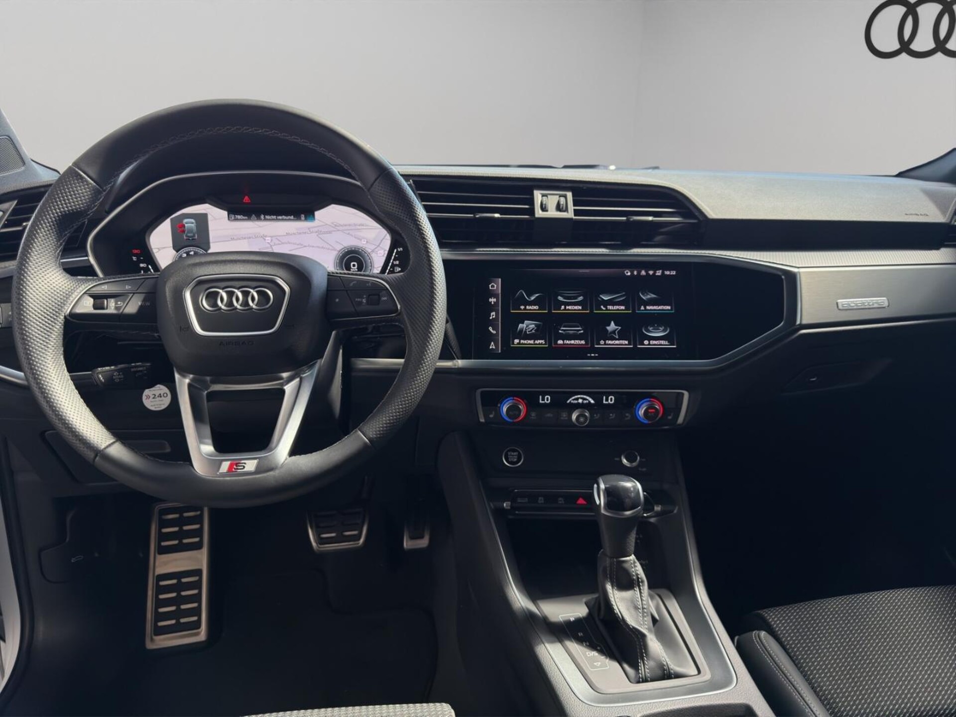 Audi Q3 SUV S line