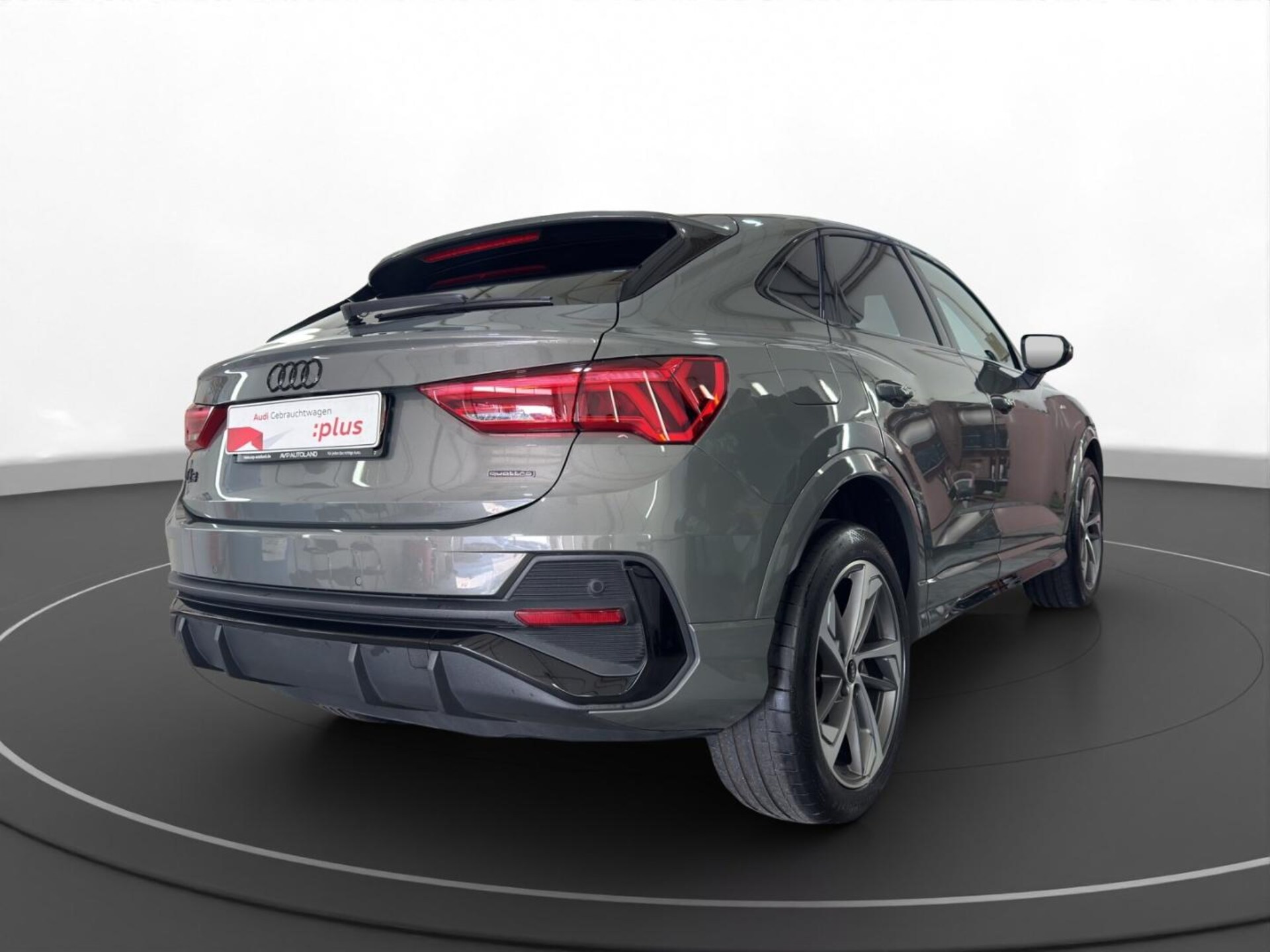 Audi Q3 Sportback S line