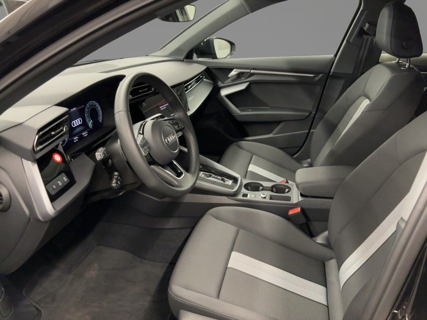 Bild über Audi A3 allstreet TFSI e 40 TFSI e S tronic - für weitere Informationen kontaktieren Sie den Audi Partner