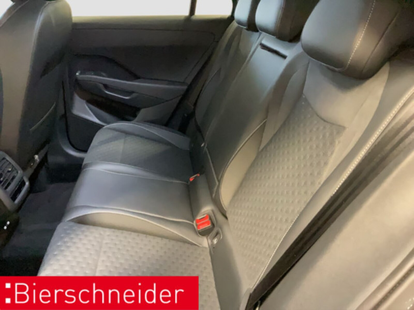 Volkswagen T-Roc – Bild 15