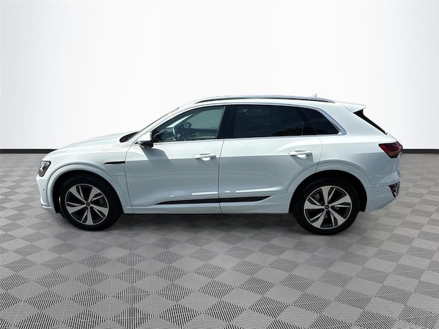 2024 Audi Q8 e-tron
