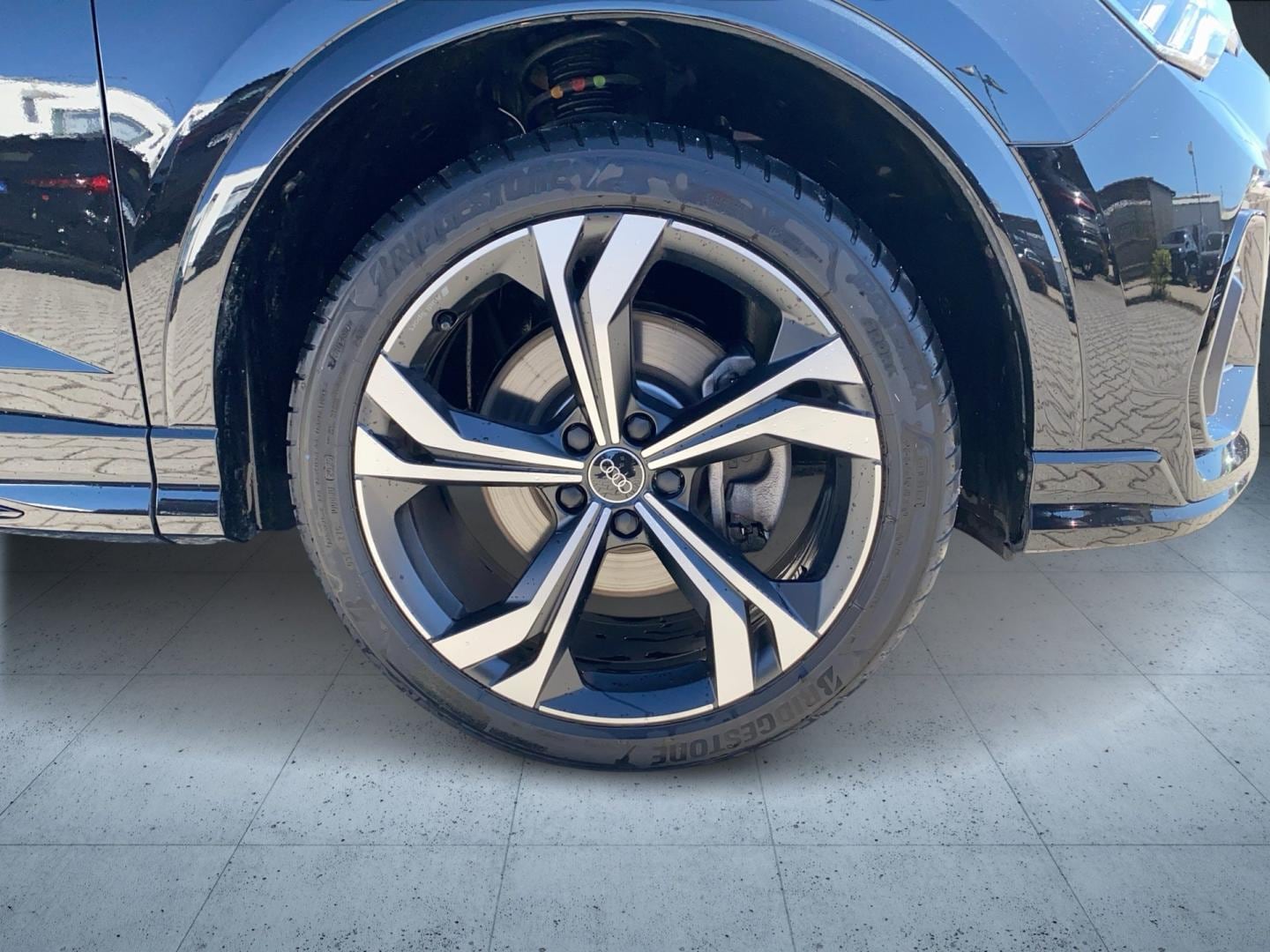 Bild über Audi Q3 Sportback TDI quattro 142 kW S tronic - für weitere Informationen kontaktieren Sie den Audi Partner