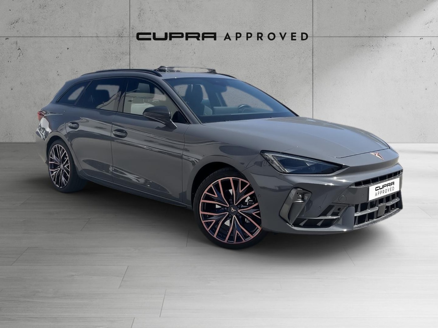CUPRA Leon Sportstourer 1.5 eTSI DSG 110 kW (150 CV) — photo 1